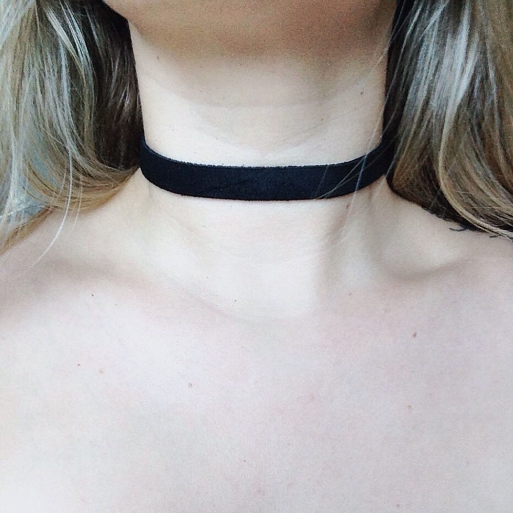 Black Suede Choker